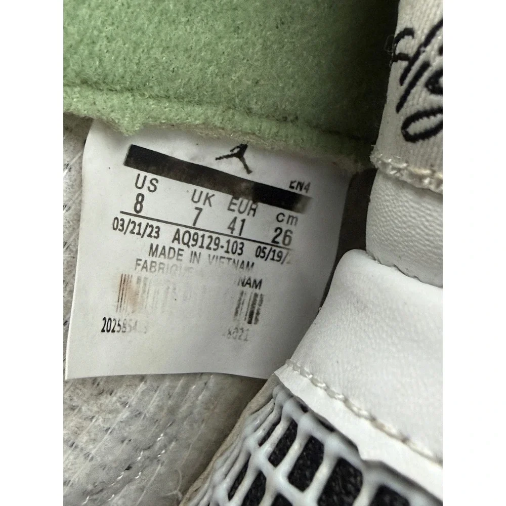 Air Jordan 4 Retro Seafoam Oil Green White Black AQ9129-103 Mens Size 8